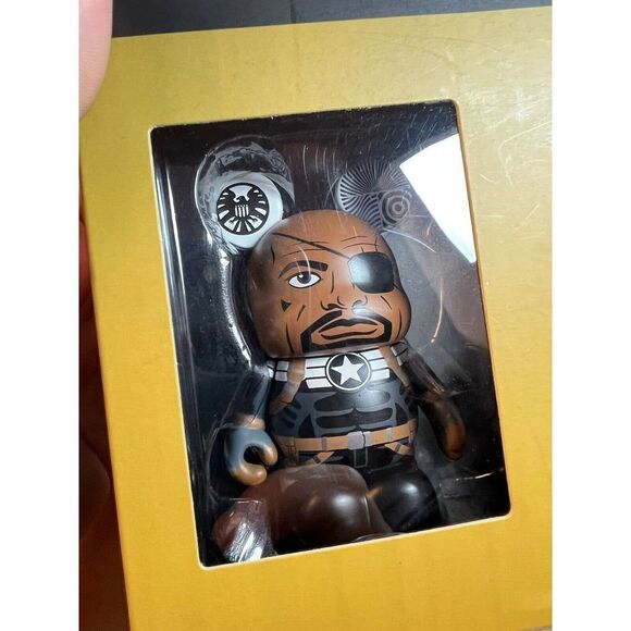 Disney Marvel Vinylmation 'Nick Fury and Agent Coulson'-Limited Edition of 1500 - Picture 5 of 8